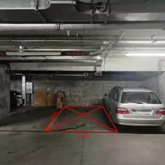 Ile kosztuje wynajem miejsca parkingowego w Warszawie? Ceny zaskakują