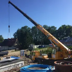 Ile kosztuje wynajem dźwigu? Ceny, które mogą Cię zaskoczyć