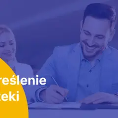 Uśmiechnięty mężczyzna podpisuje dokumenty, a kobieta patrzy z aprobatą. Tekst na żółtym tle: "Wykreślenie hipoteki".