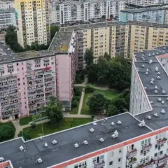 Ile kosztuje metr kwadratowy mieszkania w bloku w Polsce? Ceny 2025