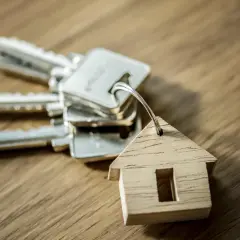 Wynajem mieszkania Ukraińcom: jakie dokumenty są niezbędne?