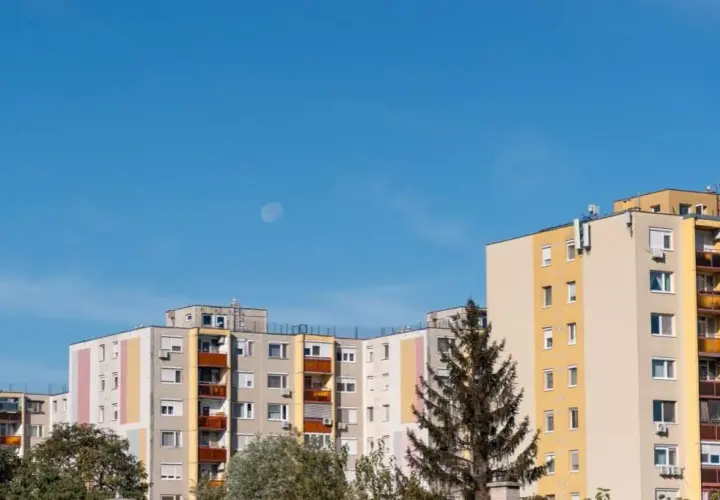 Gdzie złożyć wniosek o mieszkanie socjalne i uniknąć błędów?
