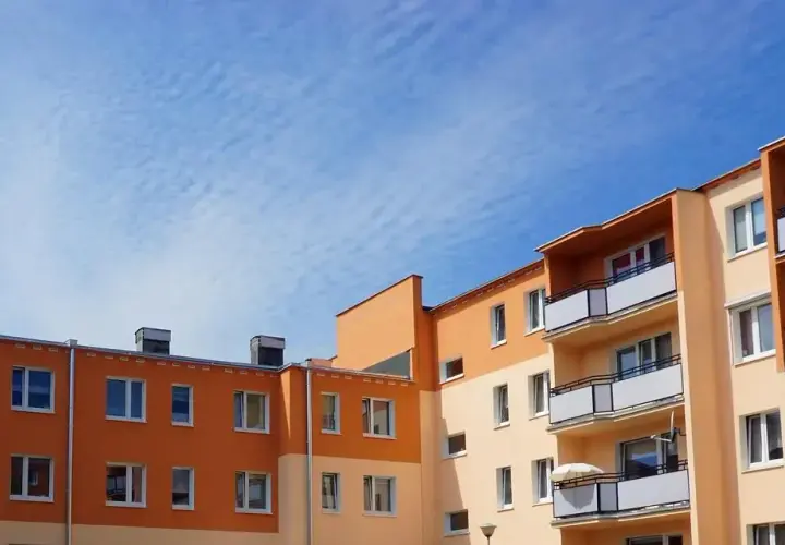 Czy za wynajem mieszkania płaci się z góry? Sprawdź, co musisz wiedzieć
