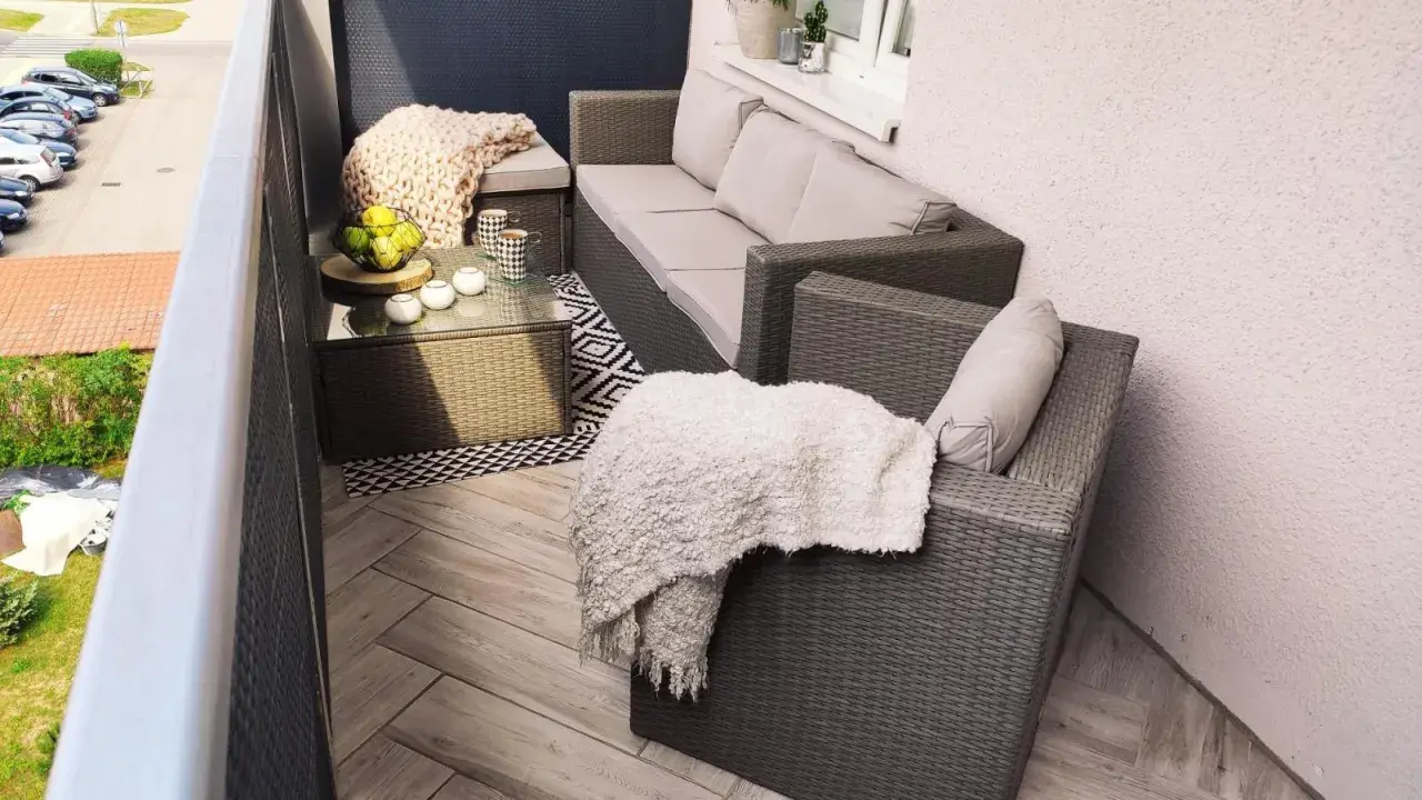 Jak zrobić balkon w bloku – praktyczne pomysły na piękną przestrzeń
